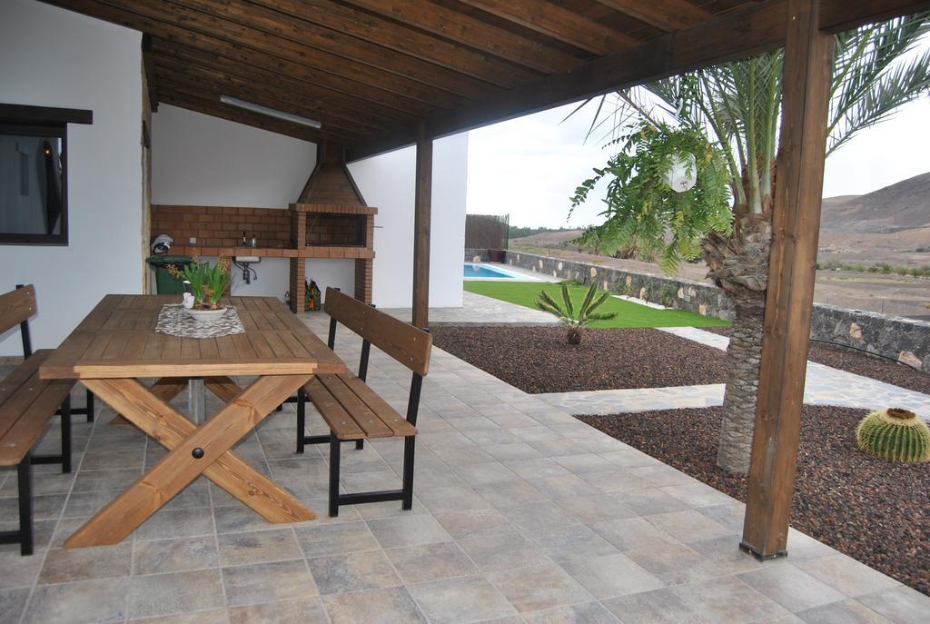 Villa El Valle Tarajalejo Exterior photo